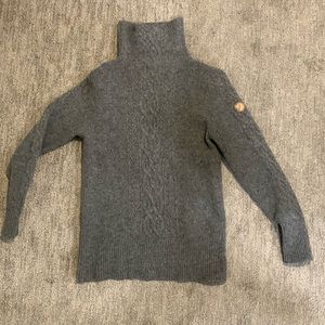 Fjallraven women’s sweater medium wool
